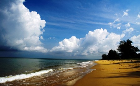Bãi biển An Bàng- Vẻ đẹp giản dị và hoang sơ