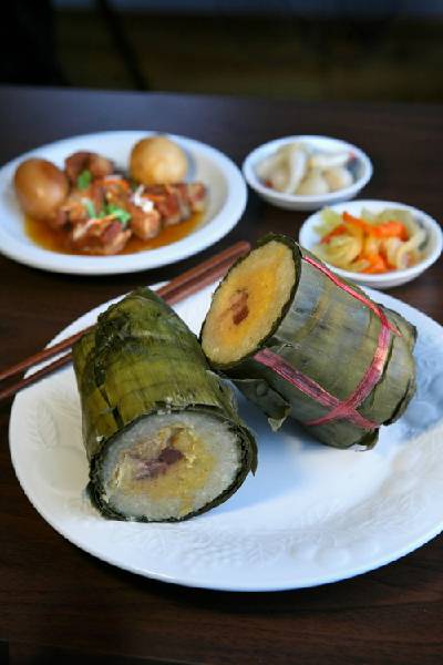 Bánh Cổ Truyền Trên Mâm Cỗ Tết Miền Trung - Ảnh 1 Bánh Cổ Truyền Trên Mâm Cỗ Tết Miền Trung - Ảnh 1