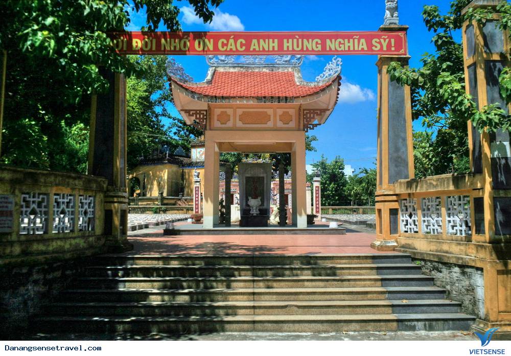 Du Lịch Đà Nẵng: Về thăm nghĩa trũng hòa vang - Ảnh 1 Du Lịch Đà Nẵng: Về thăm nghĩa trũng hòa vang - Ảnh 1
