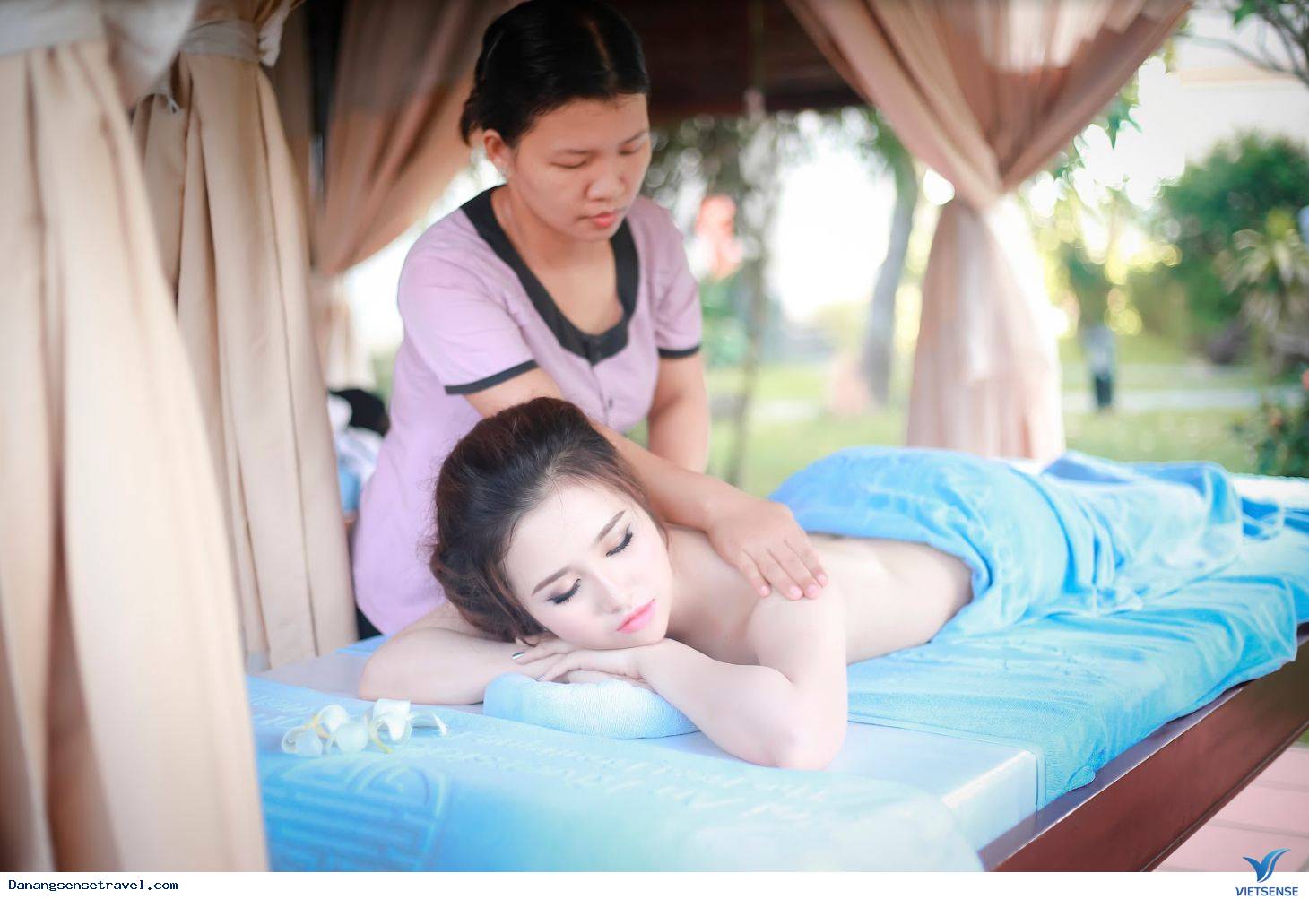 Khu nghỉ dưỡng 4 sao Hội An Riverside Resort & Spa, đậm tình màu sắc Việt