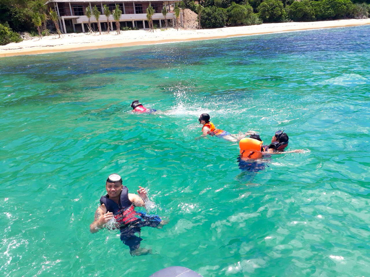 Hình Ảnh Đoàn Chương trình Đà Nẵng Tháng 6 - Ảnh 9 Hình Ảnh Đoàn Chương trình Đà Nẵng Tháng 6 - Ảnh 9