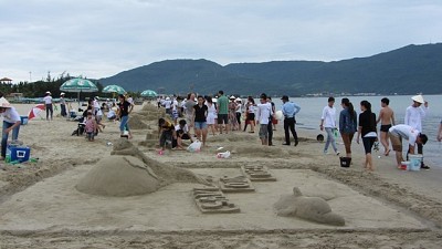 Năm 2015 du lịch Đà Nẵng vượt mốc 1 triệu lượt khách quốc tế Năm 2015 du lịch Đà Nẵng vượt mốc 1 triệu lượt khách quốc tế