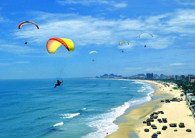 Sôi Động Chương Trình "Đà Nẵng - Điểm Hẹn Mùa Hè" Sôi Động Chương Trình "Đà Nẵng - Điểm Hẹn Mùa Hè"