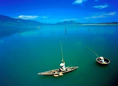 Bãi Biển Lăng Cô - Tuyệt tác của thiên nhiên Bãi Biển Lăng Cô - Tuyệt tác của thiên nhiên