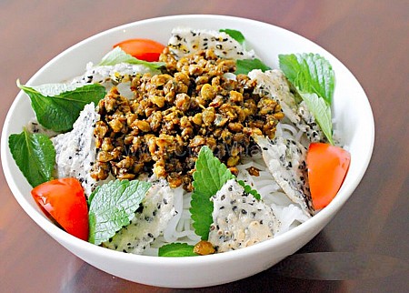 Đậm Đà Hương Vị Bún Hến Xứ Huế Đậm Đà Hương Vị Bún Hến Xứ Huế