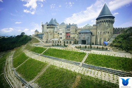 hành trình Đà Nẵng 4 Ngày 3 Đêm: Hà Nội - Đà Nẵng -  Biển Mỹ Khê