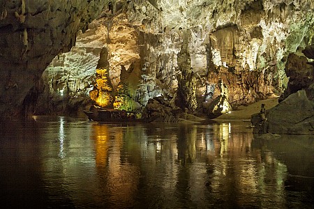 VDN36. Huế - Động Phong Nha - 3 Ngày 2 Đêm VDN36. Huế - Động Phong Nha - 3 Ngày 2 Đêm
