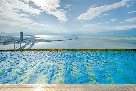 Khách Sạn Dát Vàng Golden Bay Khách Sạn Dát Vàng Golden Bay