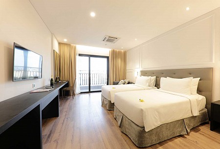 Khách Sạn Dát Vàng 5 sao Golden Bay Đà Nẵng