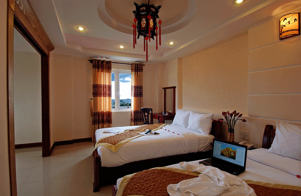 Khách sạn Atlantic