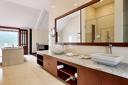 Khách Sạn Ebisu Núi Thần Tài