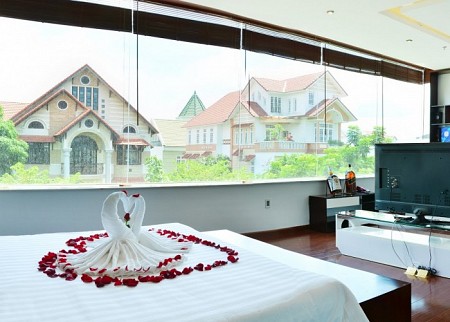 Khách Sạn Flamingo