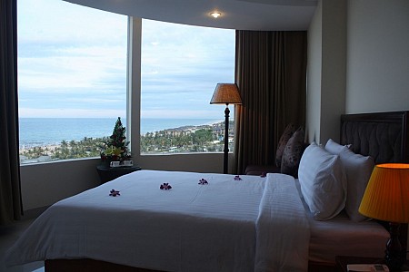 Khách sạn Grand Mango