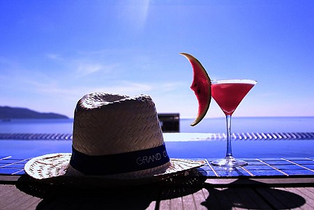 Khách Sạn Grand Ocean Luxury Đẳng Cấp 4 Sao