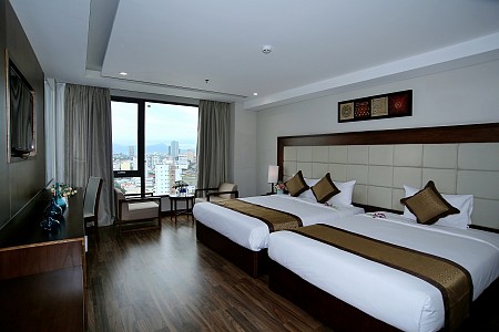 Khách Sạn Grand Sea