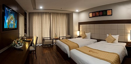 Khách Sạn Grand Sea