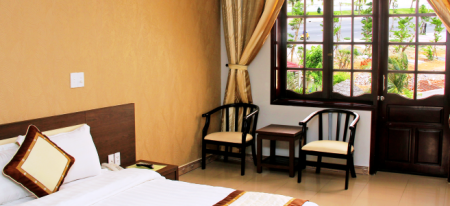 Khách sạn Lion Sea