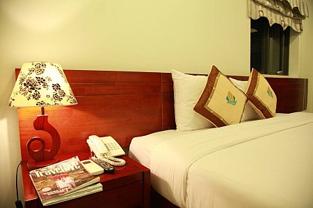 Khách sạn Luna Diamond