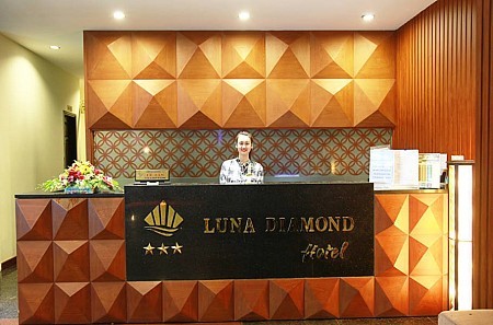 Khách sạn Luna Diamond