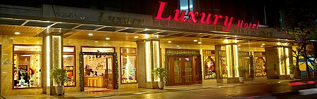 Khách Sạn Luxury