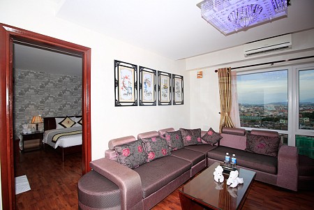 Khách Sạn- Midtown