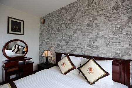 Khách Sạn- Midtown