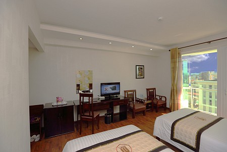 Khách Sạn- Midtown