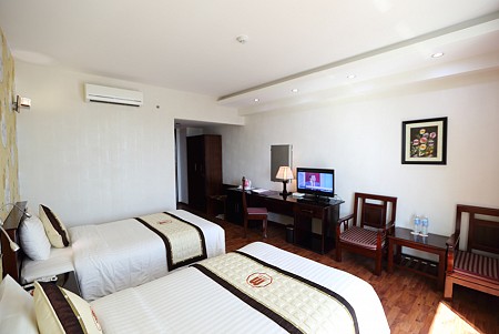 Khách Sạn- Midtown