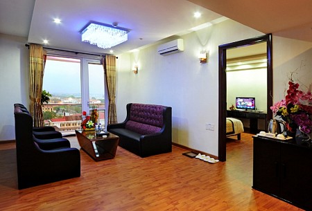 Khách Sạn- Midtown