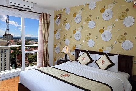 Khách Sạn- Midtown