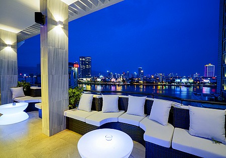 Khách sạn đẳng cấp 4 sao SatYa