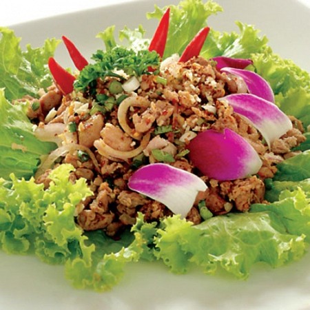 Khách Sạn Trường Sơn Tùng