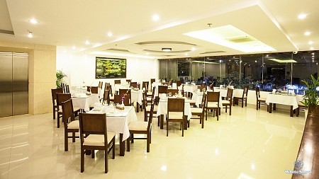 Khách Sạn White Snow Đà Nẵng