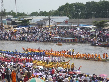 Lễ hội đua thuyền tại Đà nẵng