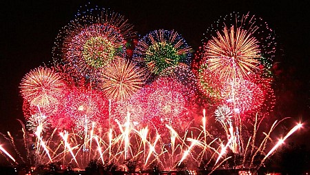 Đà Nẵng bắn pháo hoa đêm Giao thừa Tết Mậu Tuất 2018 Đà Nẵng bắn pháo hoa đêm Giao thừa Tết Mậu Tuất 2018