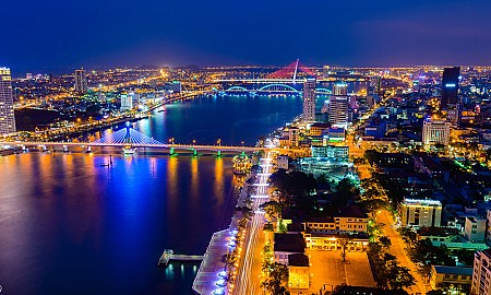 Phố du lịch xuyên đêm tại Đà Nẵng