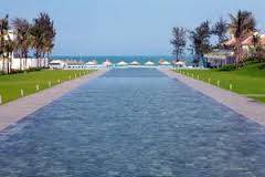 Pullman Đà Nẵng Beach Resort