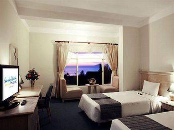 Sandy Beach Non Nước Resort Đà Nẵng