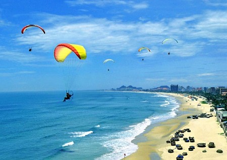 Sôi Động Chương Trình "Đà Nẵng - Điểm Hẹn Mùa Hè" Sôi Động Chương Trình "Đà Nẵng - Điểm Hẹn Mùa Hè"
