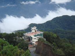 chương trình 2 Ngày: hành trình Bà Nà, Núi Chúa