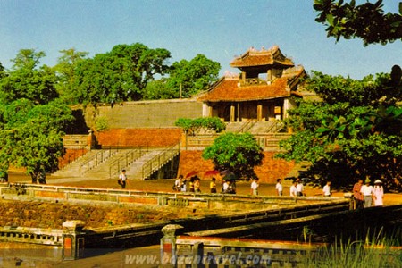 VDN46.  Hội An- Huế - Động Phong Nha 4 Ngày 3 Đêm VDN46.  Hội An- Huế - Động Phong Nha 4 Ngày 3 Đêm