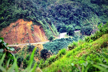 Khám phá vẻ đẹp A Roàng- A Lưới