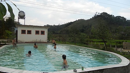 Khám phá vẻ đẹp A Roàng- A Lưới