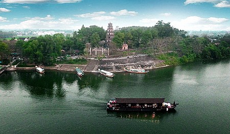 Chương trình Huế Ngắm bình minh trên sông Hương