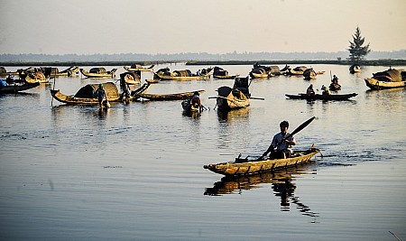 Thăm quan Làng Cổ Phước Tích - Làng Ngư Mỹ Hạnh