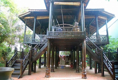 Thăm quan Làng Cổ Phước Tích - Làng Ngư Mỹ Hạnh