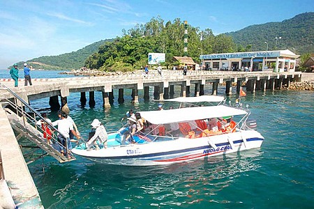 Chương trình THIÊN ĐƯỜNG MIỀN TRUNG: SƠN TRÀ- BÀ NÀ-HỘI AN-CÙ LAO CHÀM