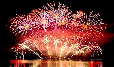 chương trình PHÁO HÓA ĐÀ NẴNG - 4 Ngày 3 Đêm ĐANG KHUYẾN MẠI chương trình PHÁO HÓA ĐÀ NẴNG - 4 Ngày 3 Đêm ĐANG KHUYẾN MẠI