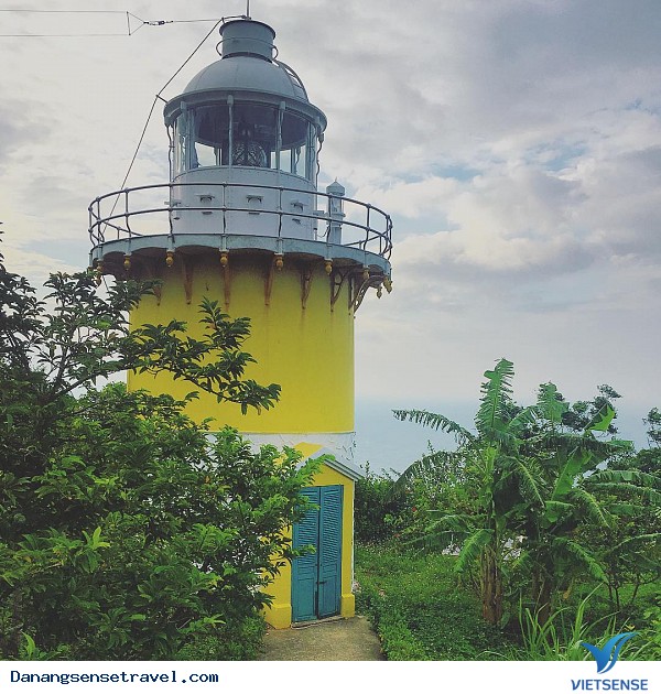 Chinh Phục ngọn hải đăng trên bán đảo Sơn Trà - Ảnh 2 Chinh Phục ngọn hải đăng trên bán đảo Sơn Trà - Ảnh 2