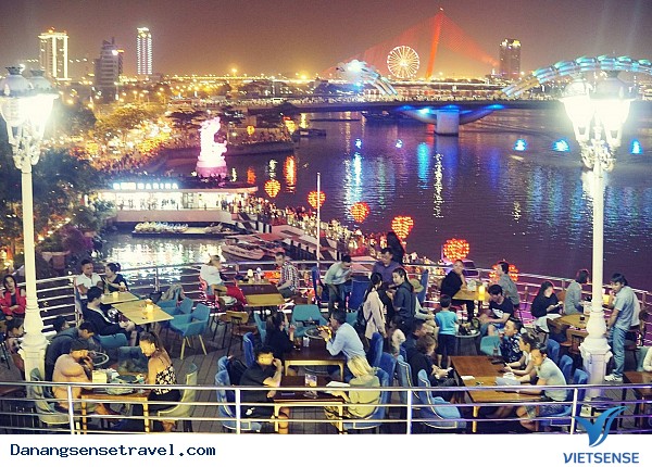 Đà Nẵng có cụm tổ hợp ẩm thực giải trí trên du thuyền - Ảnh 2 Đà Nẵng có cụm tổ hợp ẩm thực giải trí trên du thuyền - Ảnh 2